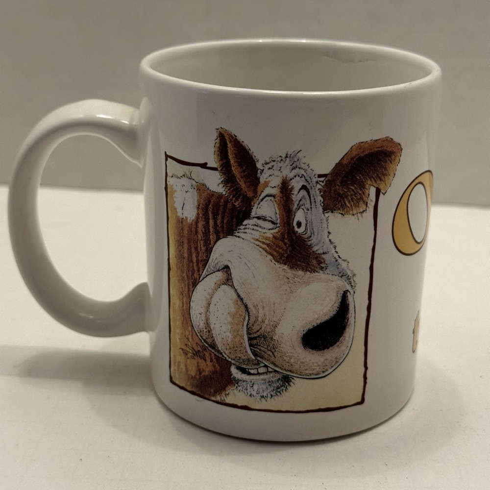 Leanin Tree One Lump or Two Cow Ceramic Vintage Humorous Mug Ben Crane